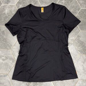 Lucy black athletic short sleeve size large